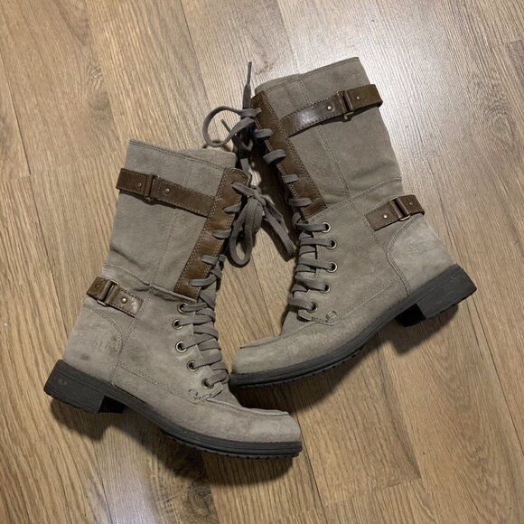 The North Face Shoes - The North Face Womens 6 lace Full zip Leather Waterproof side strap boots